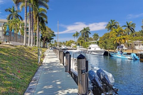 Condo in Fort Lauderdale, Florida, 2 bedrooms  № 2027389 - photo 3