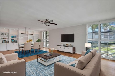 Condo in Fort Lauderdale, Florida, 2 bedrooms  № 2027389