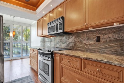 Condo in Fort Lauderdale, Florida, 2 bedrooms  № 2027389 - photo 9