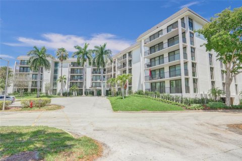 Condo in Fort Lauderdale, Florida, 2 bedrooms  № 2027389 - photo 25