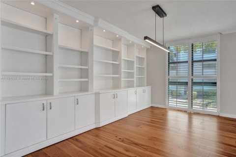 Condo in Fort Lauderdale, Florida, 2 bedrooms  № 2027389 - photo 4