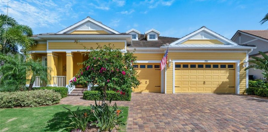 House in Apollo Beach, Florida 3 bedrooms, 238.67 sq.m. № 1529542