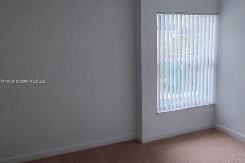 Купить виллу или дом в Майами, Флорида 3 спальни, 114.36м2, № 1946138 - фото 10