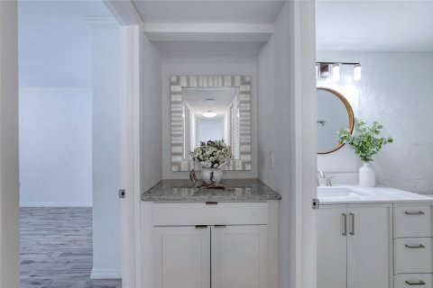 Condo in Ormond Beach, Florida, 2 bedrooms  № 1807316 - photo 19