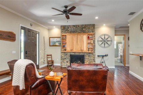 House in Lake Wales, Florida 3 bedrooms, 297.29 sq.m. № 2290540 - photo 6