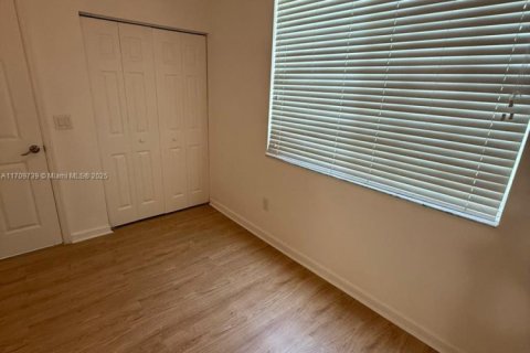 Condo in Riviera Beach, Florida, 2 bedrooms  № 1695008 - photo 21