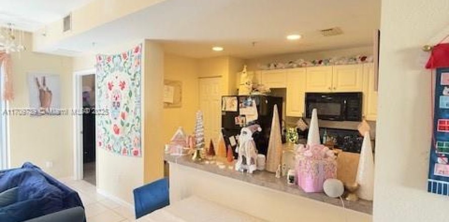 Condo in Riviera Beach, Florida, 2 bedrooms  № 1695008