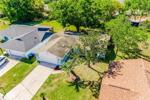Casa en venta en Orlando, Florida, 3 dormitorios, 156.08 m2 № 2215371 - foto 17