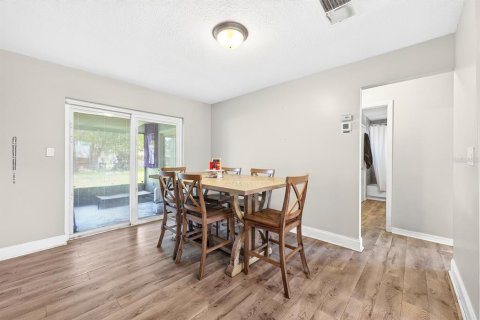 Casa en venta en Orlando, Florida, 3 dormitorios, 156.08 m2 № 2215371 - foto 7