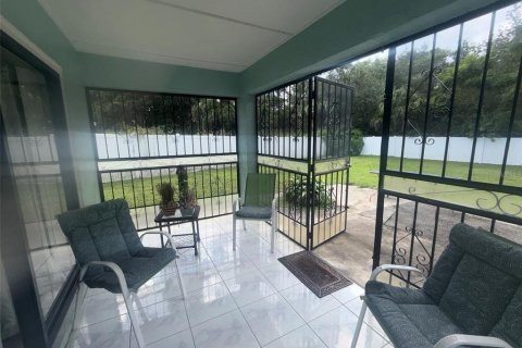 Villa ou maison à louer à Orlando, Floride: 3 chambres, 125.33 m2 № 2408091 - photo 16