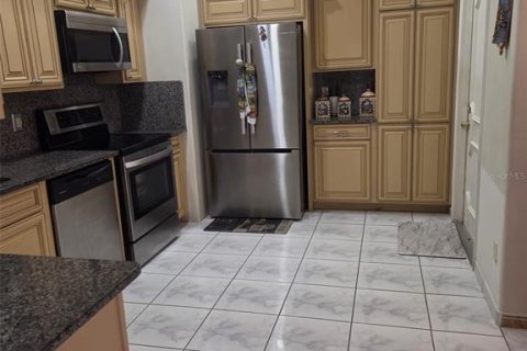 Villa ou maison à louer à Orlando, Floride: 3 chambres, 125.33 m2 № 2408091 - photo 6