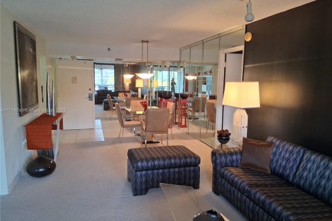 Condominio en venta en Pembroke Pines, Florida, 2 dormitorios, 102.19 m2 № 1693569 - foto 6