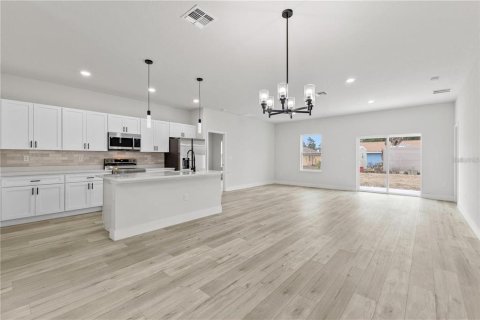 House in Ocala, Florida 4 bedrooms, 163.97 sq.m. № 2428779 - photo 14