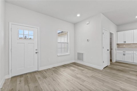 House in Ocala, Florida 4 bedrooms, 163.97 sq.m. № 2428779 - photo 6