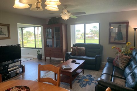 Copropriété à vendre à Stuart, Floride: 2 chambres, 110.18 m2 № 1996403 - photo 19