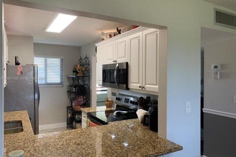 Copropriété à vendre à Stuart, Floride: 2 chambres, 110.18 m2 № 1996403 - photo 12