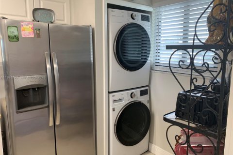 Copropriété à vendre à Stuart, Floride: 2 chambres, 110.18 m2 № 1996403 - photo 8