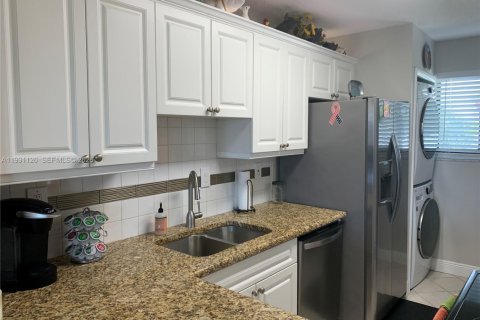 Copropriété à vendre à Stuart, Floride: 2 chambres, 110.18 m2 № 1996403 - photo 10