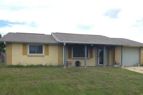 Casa en venta en Port Richey, Florida, 3 dormitorios, 119.84 m2 № 1913295 - foto 1