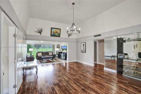 Casa en venta en Tamarac, Florida, 2 dormitorios, 172.8 m2 № 2052304 - foto 4