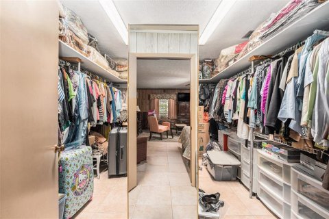Casa en venta en Tampa, Florida, 5 dormitorios, 357.12 m2 № 2199434 - foto 28