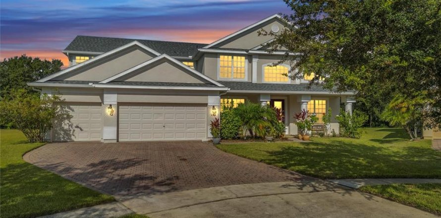 Casa en Kissimmee, Florida 5 dormitorios, 383.97 m2 № 1736961