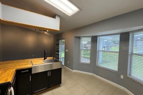 Villa ou maison à louer à Ocala, Floride: 3 chambres, 148.27 m2 № 2149422 - photo 17