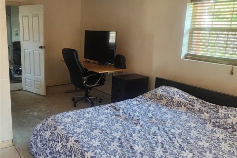 House in Sarasota, Florida 3 bedrooms, 151.99 sq.m. № 1829351 - photo 9
