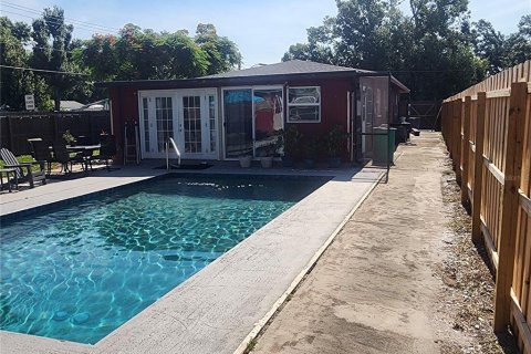 House in Sarasota, Florida 3 bedrooms, 151.99 sq.m. № 1829351 - photo 19