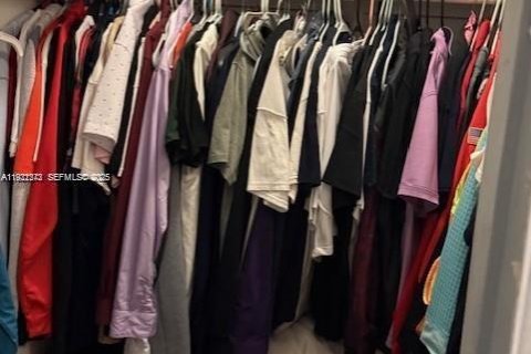 Commercial property in Miami, Florida 178.37 sq.m. № 1990692 - photo 7