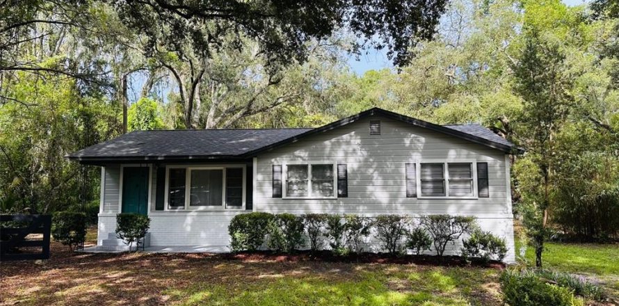 House in Chiefland, Florida 3 bedrooms, 101.45 sq.m. № 1442221