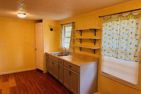House in Chiefland, Florida 3 bedrooms, 101.45 sq.m. № 1442221 - photo 9