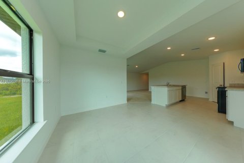 Купить виллу или дом в Лихай-Эйкерс, Флорида 4 комнаты, № 1896340 - фото 17