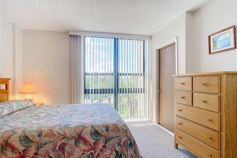 Condo in Port Charlotte, Florida, 2 bedrooms  № 1512868 - photo 16