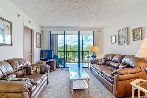 Condo in Port Charlotte, Florida, 2 bedrooms  № 1512868 - photo 11