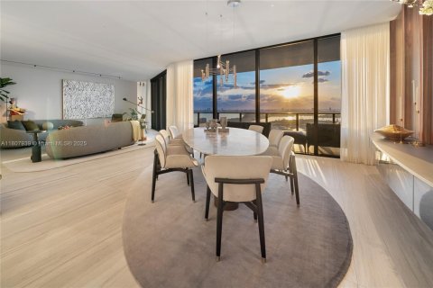 Condominio en venta en Miami, Florida, 4 dormitorios, 427.35 m2 № 1959669 - foto 8