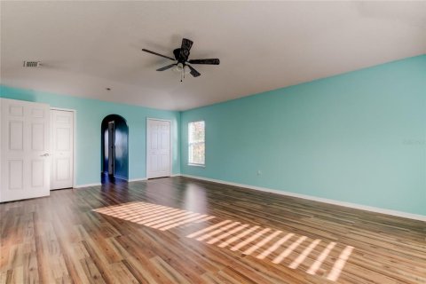 House in Spring Hill, Florida 6 bedrooms, 364.18 sq.m. № 1559605 - photo 27
