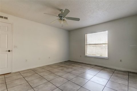 House in Spring Hill, Florida 6 bedrooms, 364.18 sq.m. № 1559605 - photo 20