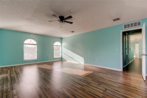 House in Spring Hill, Florida 6 bedrooms, 364.18 sq.m. № 1559605 - photo 26