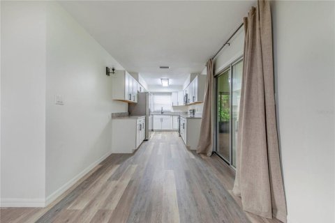 Casa en venta en Lakeland, Florida, 3 dormitorios, 111.2 m2 № 2234730 - foto 12
