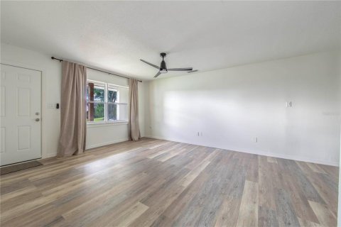 Casa en venta en Lakeland, Florida, 3 dormitorios, 111.2 m2 № 2234730 - foto 7