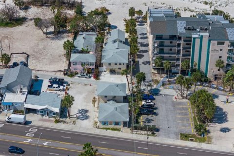 Immobilier commercial à vendre à Madeira Beach, Floride: 125.79 m2 № 2232288 - photo 30
