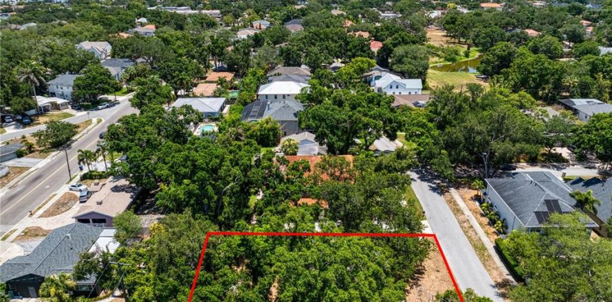 Villa ou maison à Tampa, Floride 3 chambres, 146.88 m2 № 2207127