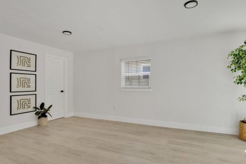Купить виллу или дом в Орландо, Флорида 5 комнат, 101.45м2, № 1673874 - фото 7