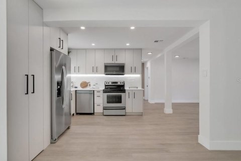 Купить виллу или дом в Орландо, Флорида 5 комнат, 101.45м2, № 1673874 - фото 8