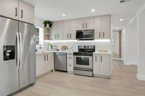 Купить виллу или дом в Орландо, Флорида 5 комнат, 101.45м2, № 1673874 - фото 9