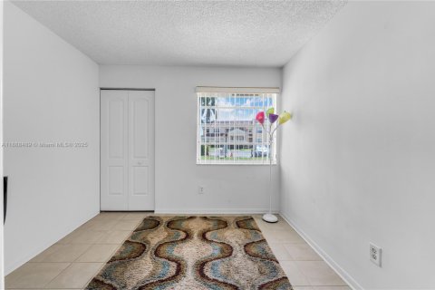 Copropriété à vendre à Homestead, Floride: 3 chambres, 113.34 m2 № 1945132 - photo 11
