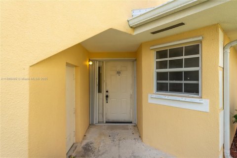 Copropriété à vendre à Homestead, Floride: 3 chambres, 113.34 m2 № 1945132 - photo 2