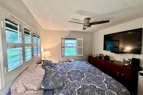 Casa en venta en Lake Alfred, Florida, 2 dormitorios, 84.73 m2 № 1915818 - foto 12
