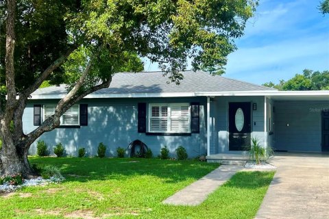 Casa en venta en Lake Alfred, Florida, 2 dormitorios, 84.73 m2 № 1915818 - foto 1